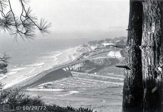 B/W photo: from Torrey Pines State Reserve looking North - Embedded text: 10/29/72