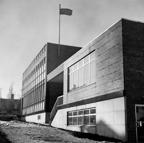 grayscale photograph