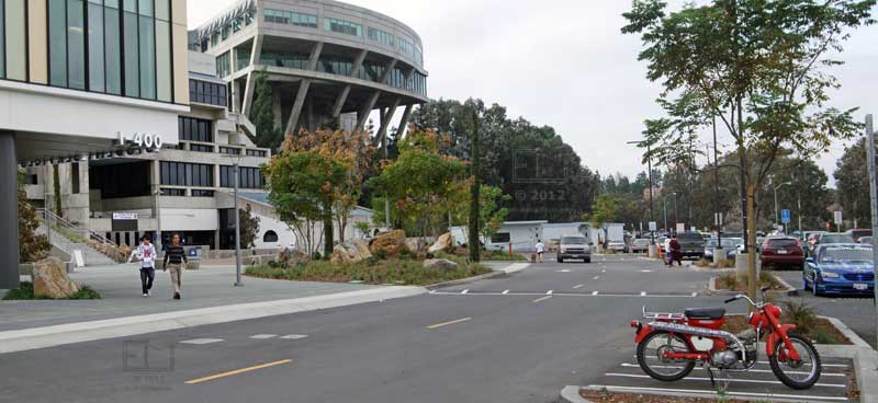 Wide view of I400, I300, LRC and parking lot