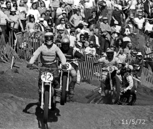 B/W photo: Racers return to straight raceway; with jumps - Embedded text: 11/5/72