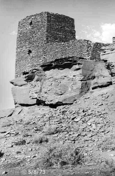 B/W photo: Closer view of ruins constructiion and its base - Embedded text: 5/8/73