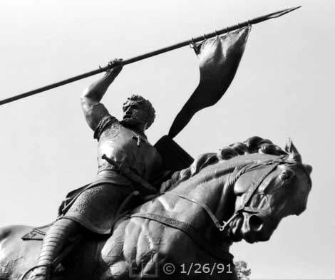 B/W photo: Close-up view of 'EL CID' statue - Embedded text: 1/26/91