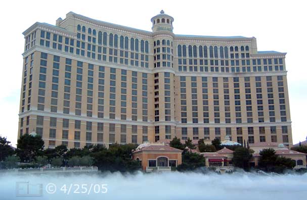 DSC color photo: Bellagio Hotel/Casino with waterworks out front - Embedded text: 4/25/05