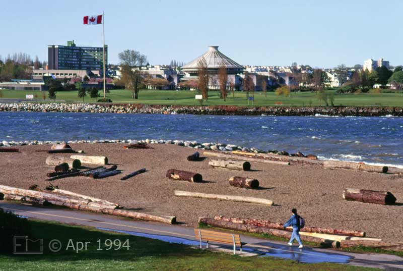 Color photo: Walkway along West End beach front  - Image taken: 4/7~12/1994